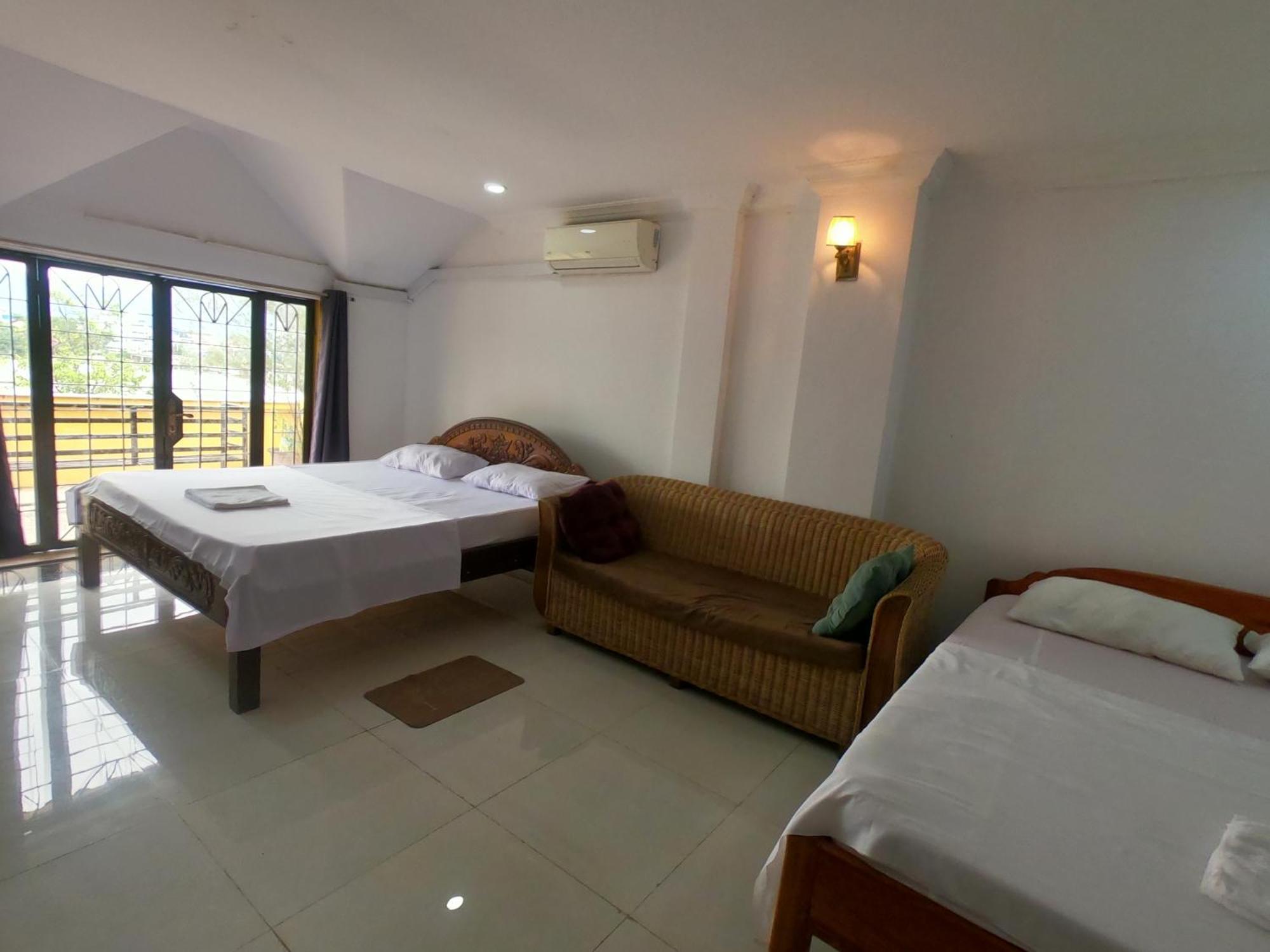 Good Morning Kampot Hotel Екстериор снимка