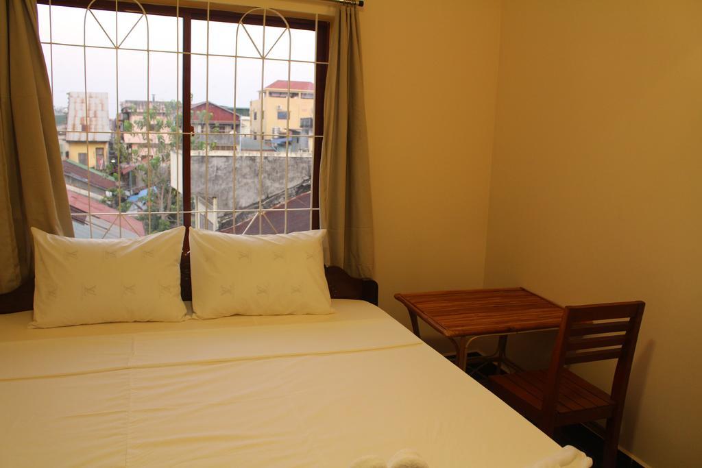 Good Morning Kampot Hotel Екстериор снимка