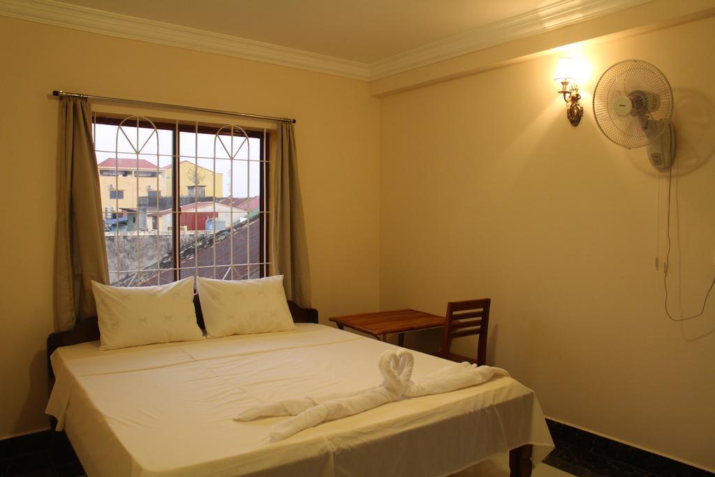 Good Morning Kampot Hotel Екстериор снимка