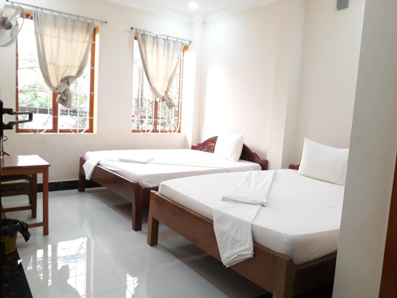 Good Morning Kampot Hotel Екстериор снимка
